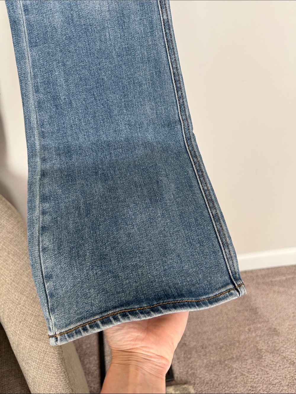 Judy Blue Women’s High Rise Blue Denim Jeans - Picture 5 of 14